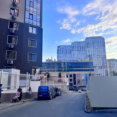 генуєзька 3в аркадія, гагарин плаза,море,парк перемоги центр передплата Apartment Odesa